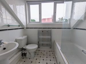 Photo 28- click for photo gallery